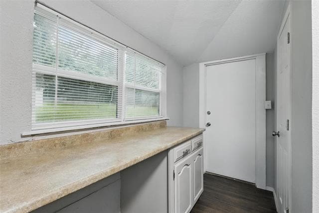 Building Photo - 9337 Heron Dr