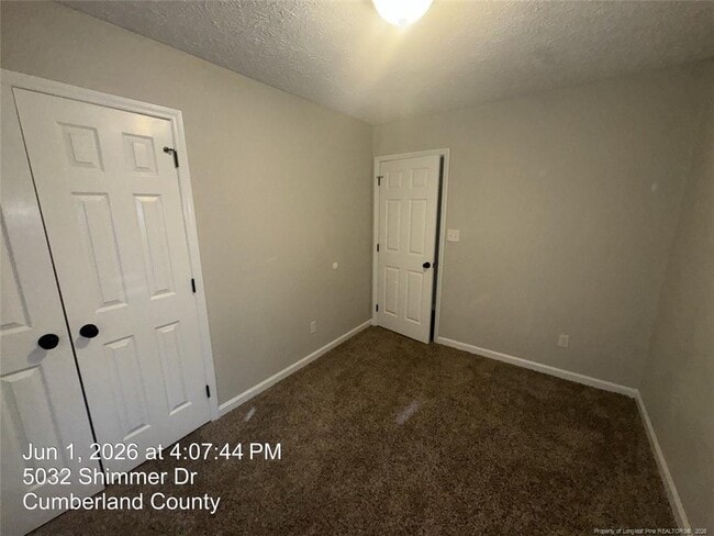 Building Photo - 5032 Shimmer Dr