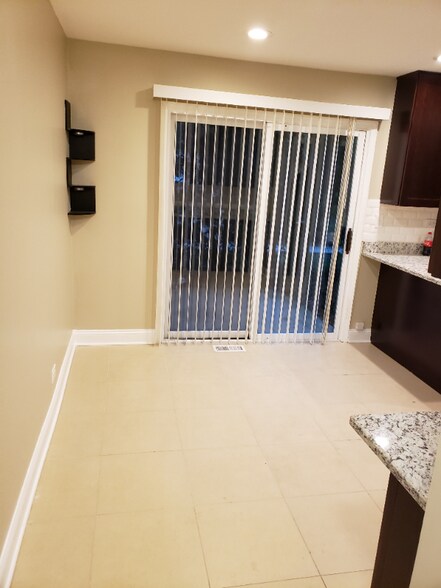 Building Photo - 2128 Rugen Rd