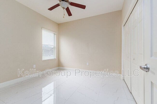 Building Photo - 2611 Highlands Creek Way