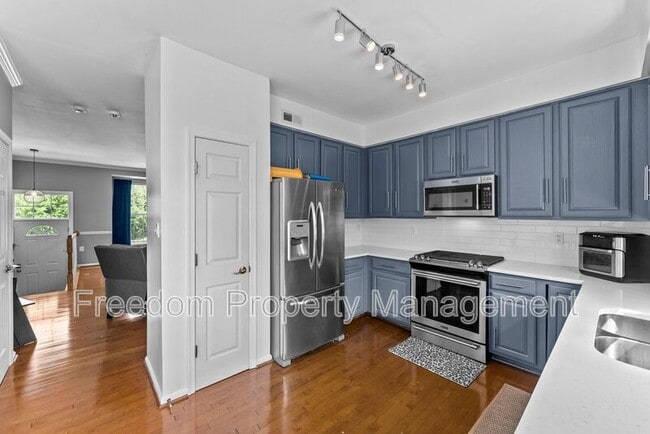 Building Photo - 15305 Brazil Cir