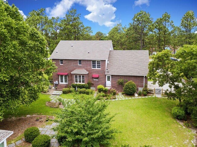 Building Photo - Coming Soon- 3 Bedroom and 2 Bath Home (Pe...