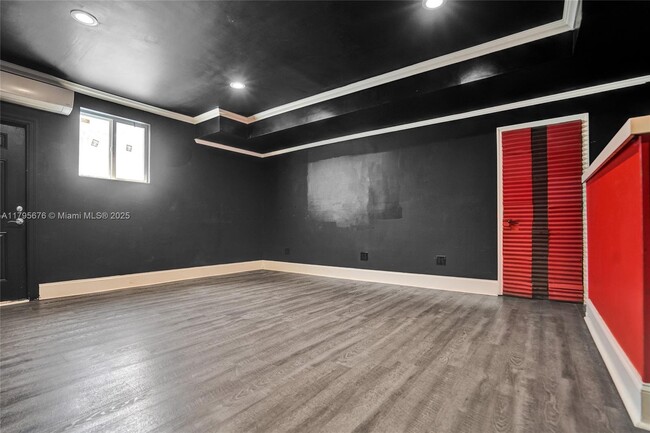 Building Photo - 9240 SW 54th St
