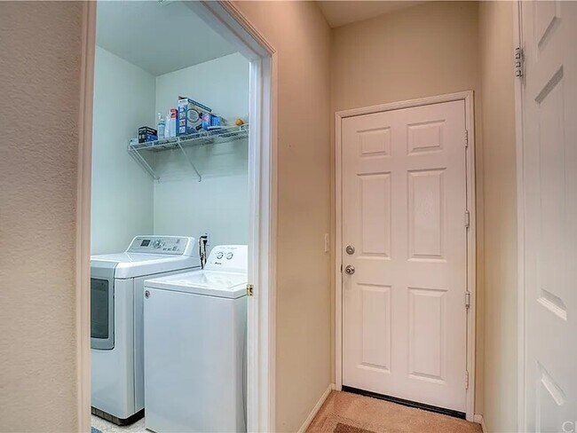 Building Photo - 29394 Castaway Ct