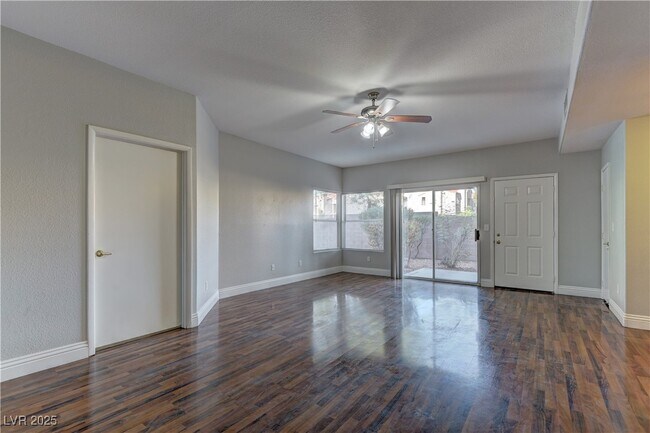 Building Photo - 5125 W Reno Ave