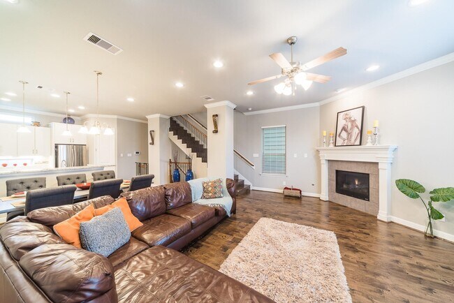 Building Photo - 4208 Old Spanish Trl