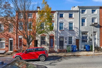 Building Photo - 232 S Castle St