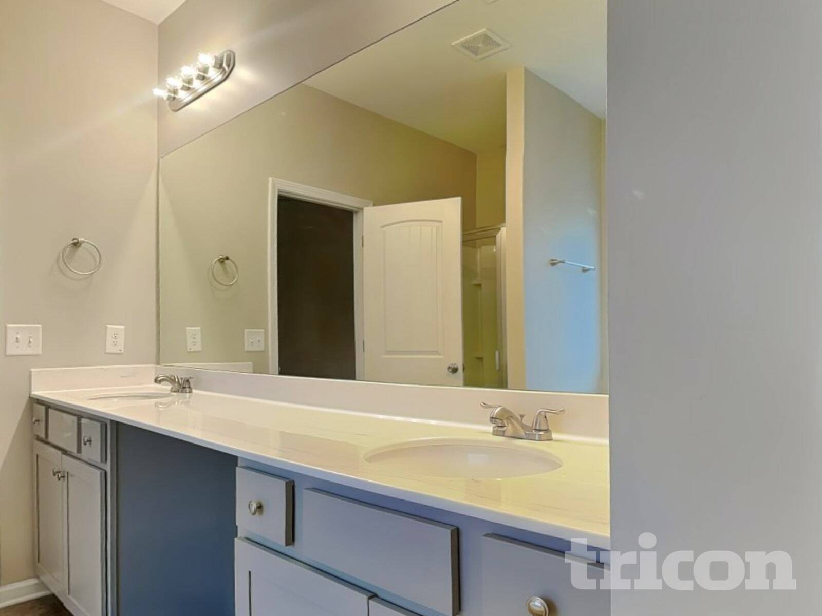 Building Photo - 307 Arbor Cir