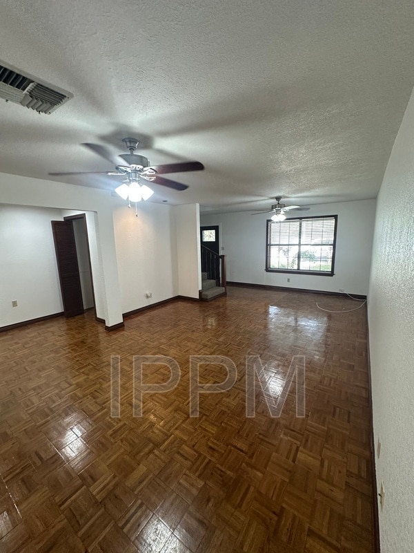 Building Photo - 5408 Guava Dr
