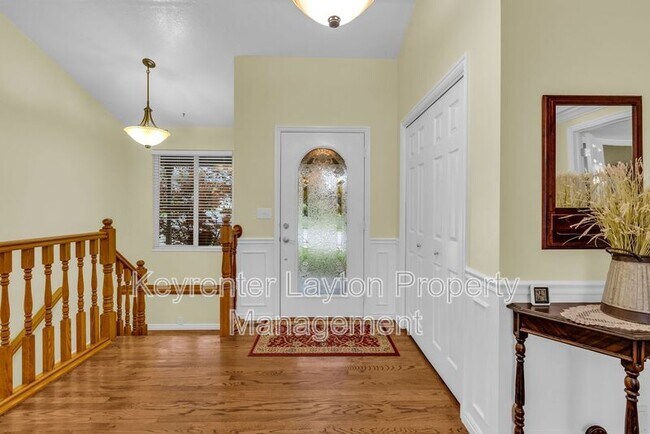 Building Photo - 2335 Summerwood Dr