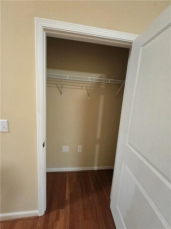 Building Photo - 1356 Bexley Pl