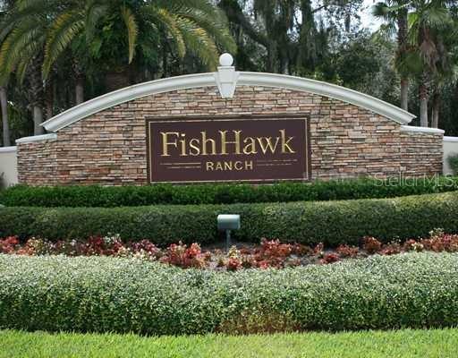 Building Photo - 5815 Fishhawk Ridge Dr