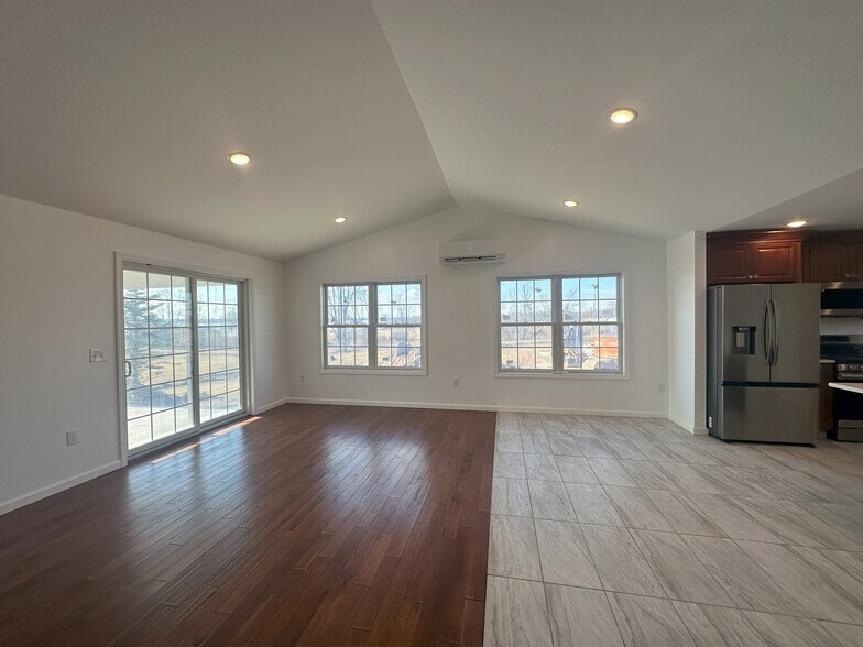 Building Photo - 5395 NY-90