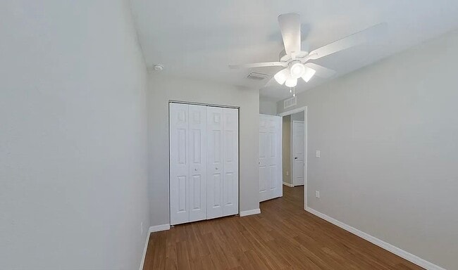 Building Photo - 5631 Hibiscus Rd