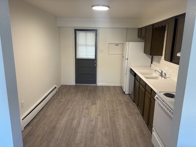 Building Photo - 4455 Independence St