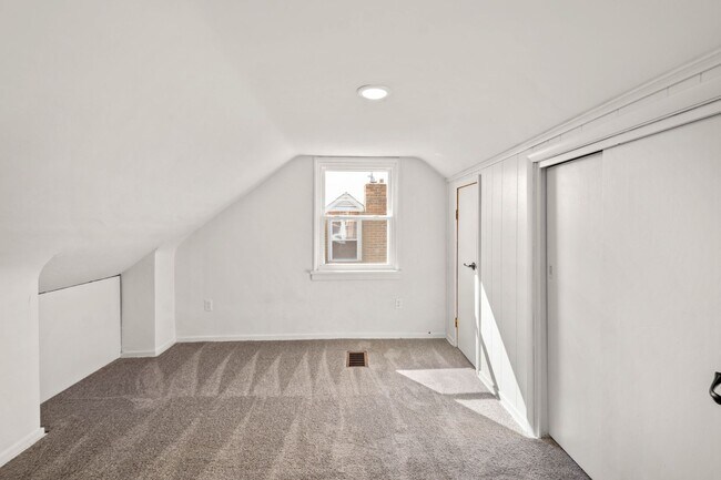 Building Photo - AVAILABLE MAY 1ST, Don't miss this UPDATED home in North Versailles! HOUSING VOUCHERS ACCEPTED!