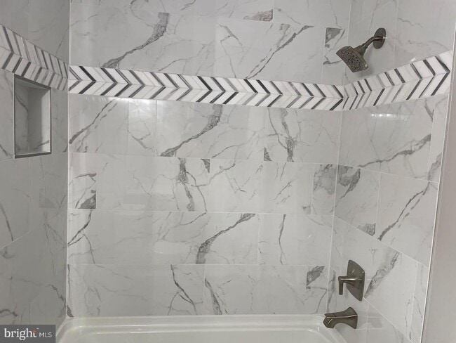 Building Photo - 108 Hunter Run Rd