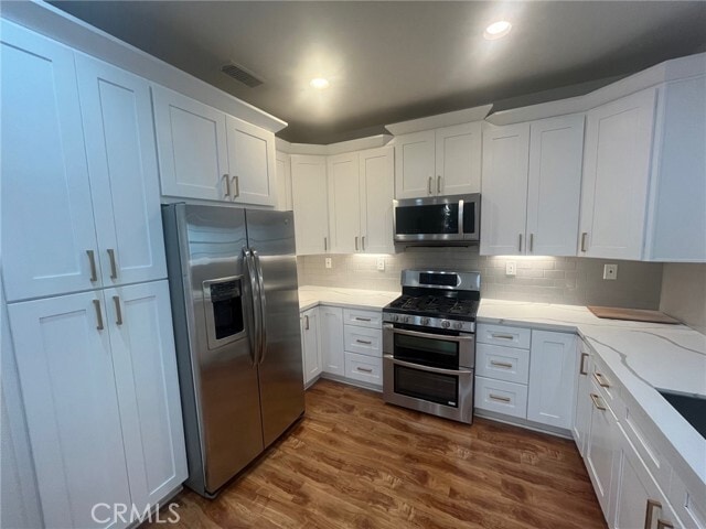 Building Photo - 43 Bluff Cove Dr