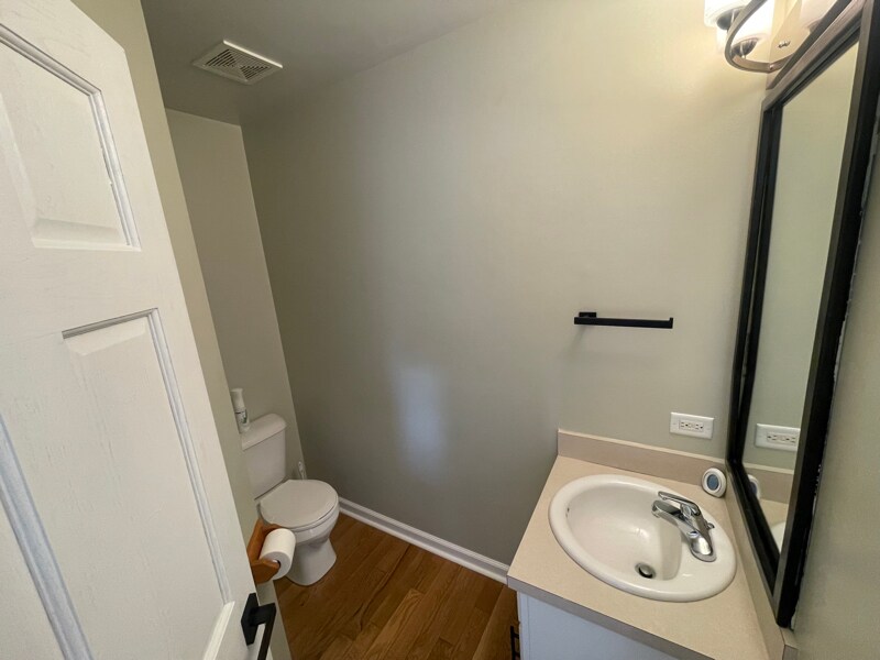 Building Photo - 3510 Meadow Lily Dr