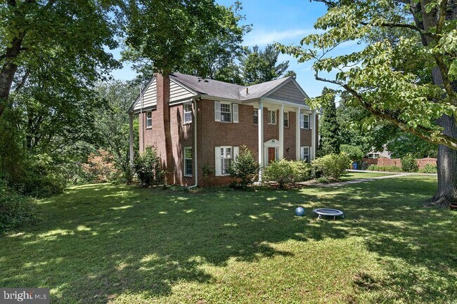Building Photo - 718 Darby Paoli Rd
