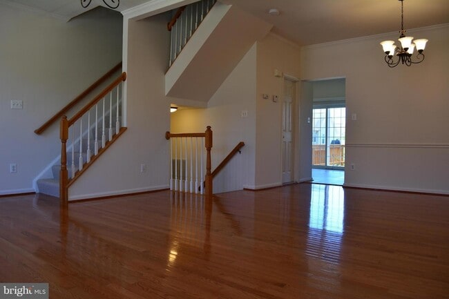 Building Photo - 2518 James Maury Dr
