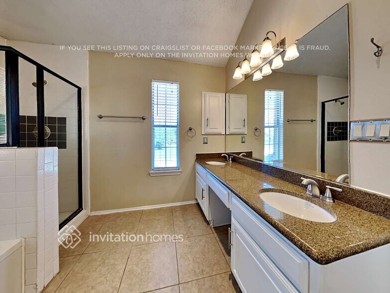 Building Photo - 8508 Pedernales Trail