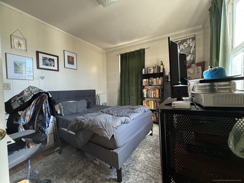 Building Photo - 14 S Huntington Ave