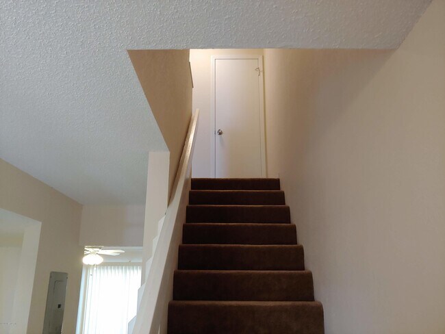 Building Photo - 791 Assisi Ln