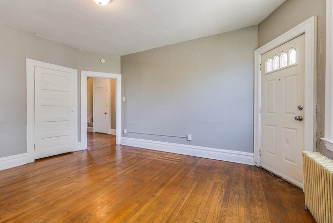 Building Photo - 235 Lelia St