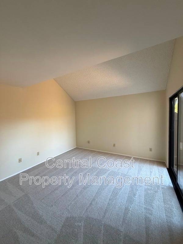 Building Photo - 1360 Josselyn Canyon Rd