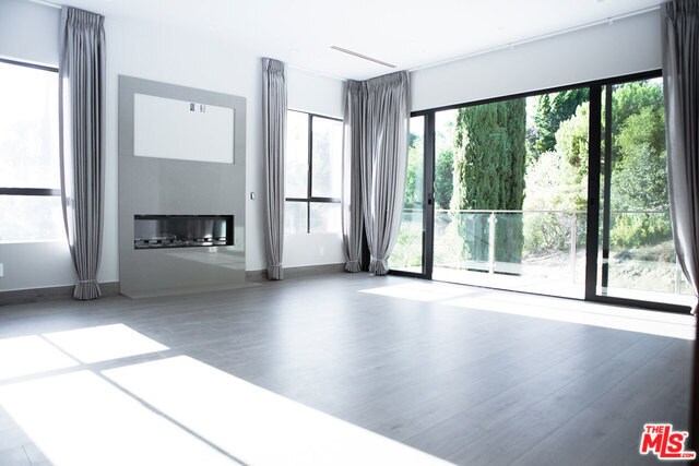 Building Photo - 11200 Dona Lola Dr