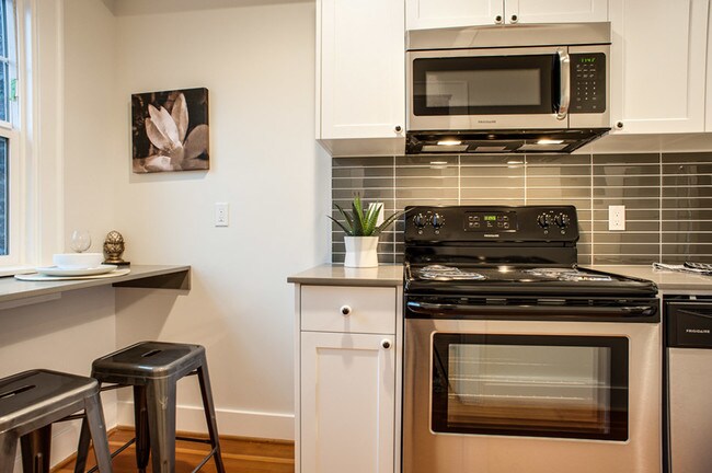 Building Photo - Sophia Residential LLC