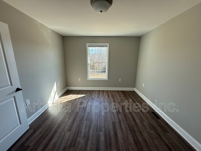 Building Photo - 127 Adams and Corby Rd