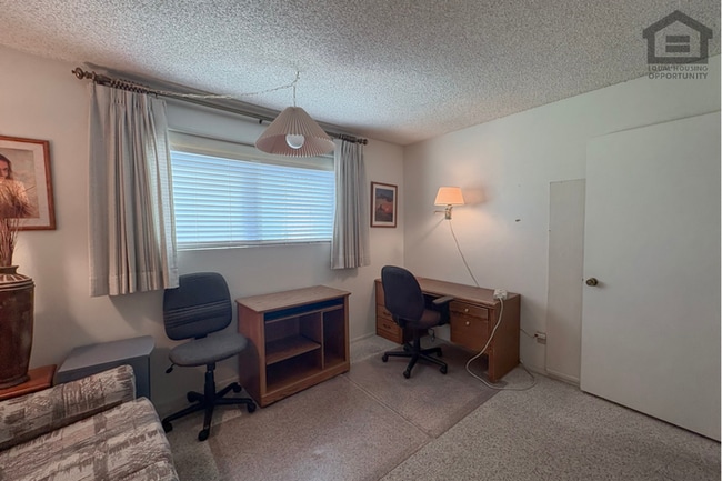 Building Photo - 2Bed/2Bath Condo at Thomas Rd/56th St! Ready for Immediate Move-In!