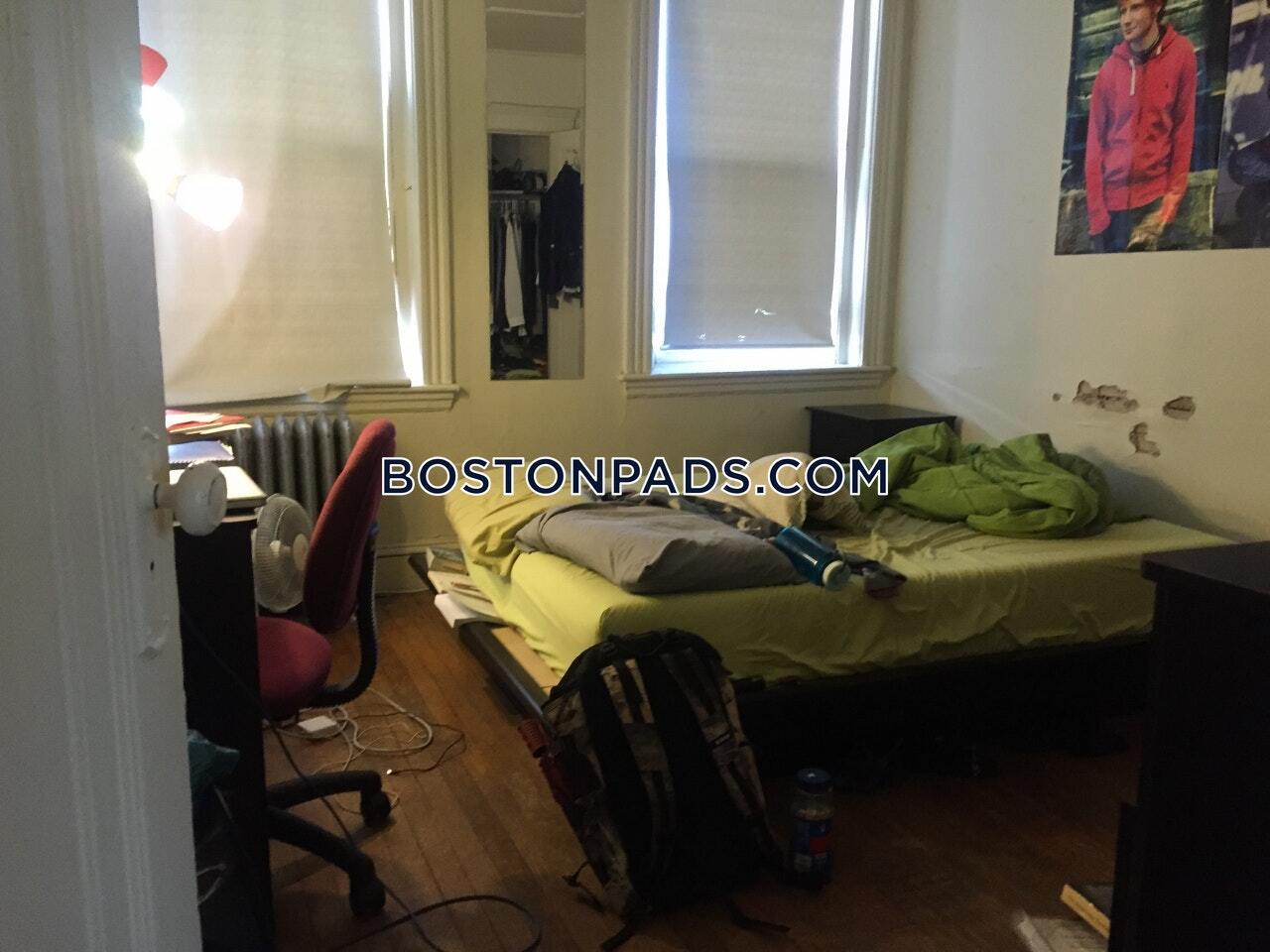 Building Photo - 1191 Boylston St