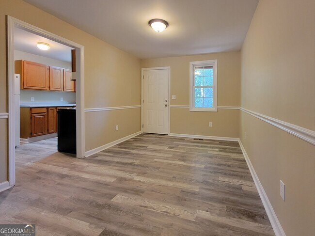 Building Photo - 357 Emily Cir