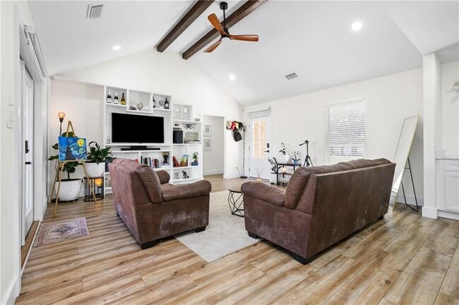 Building Photo - 350 Allison Ct