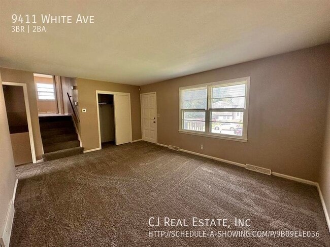 Building Photo - 9411 White Ave