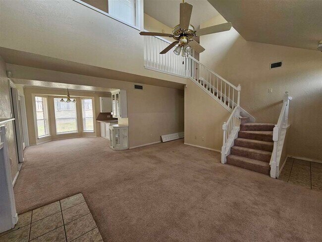 Building Photo - 404 SW 80th St