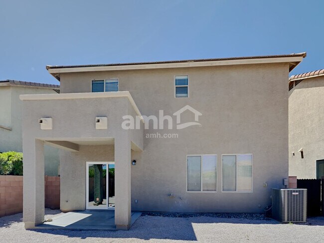 Building Photo - 784 N Highlands Grove Ln