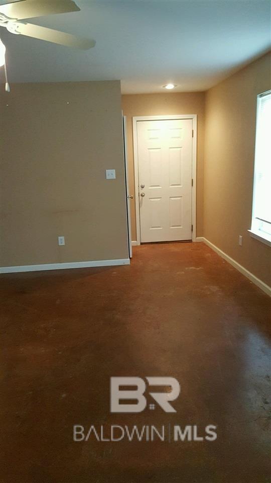 Building Photo - 18390 W Hammond St