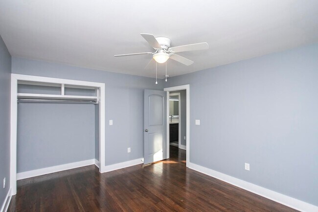 Building Photo - 1111 Westchester Dr