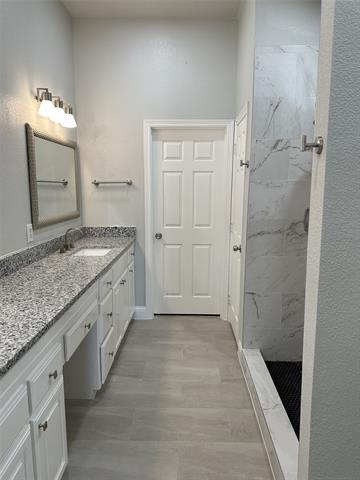 Building Photo - 3160 Delaford Dr