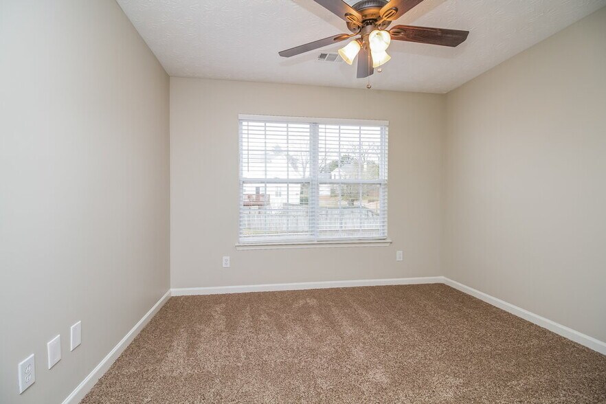 Building Photo - 209 Chandler's Pass Ct
