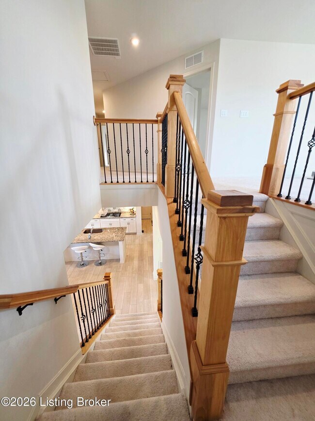 Building Photo - 17505 Shakes Creek Dr