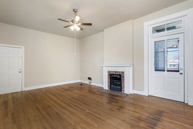 Building Photo - 2604 Grove Ave