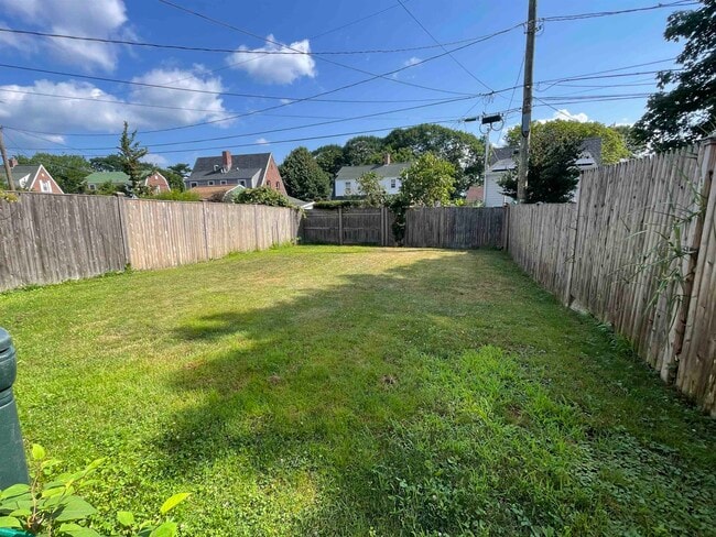 Building Photo - 70 Porpoise Way