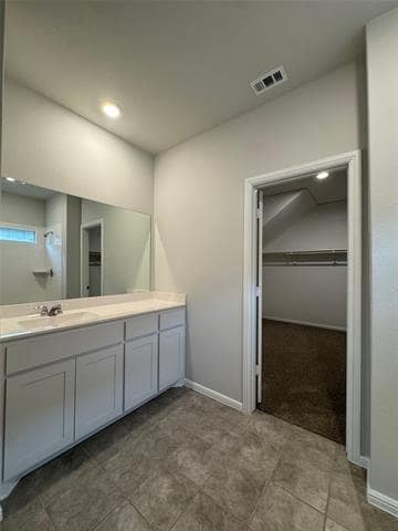 Building Photo - 7948 Oaktown Dr