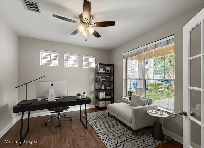 Building Photo - 1762 Lakeside Enclave Dr