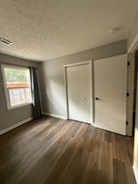 Building Photo - 1109 Scott Alan Cir